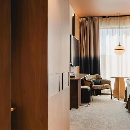 Otel The Dock 69 39 By Scandic 4*